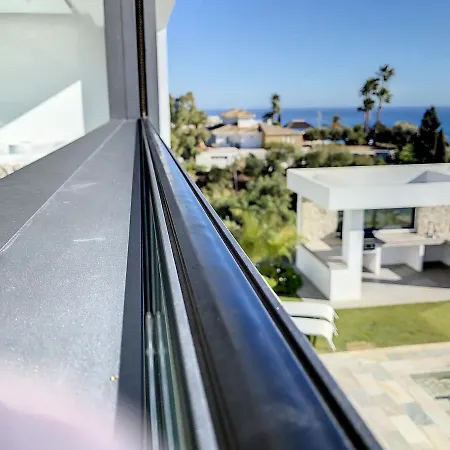 Stupa Luxury * بينالماذينا