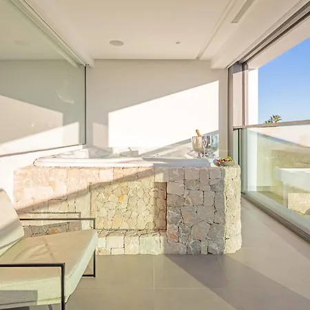 Stupa Luxury