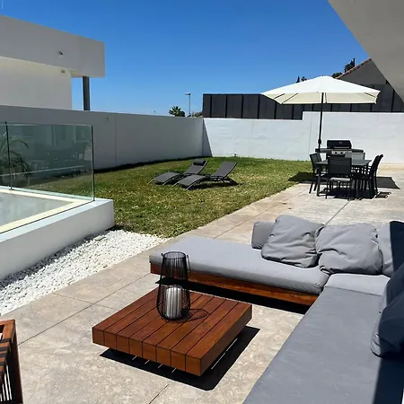 Stupa Luxury * بينالماذينا